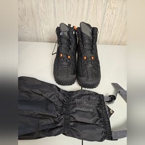 XPeri Black Hiking Boots with Gaiters
